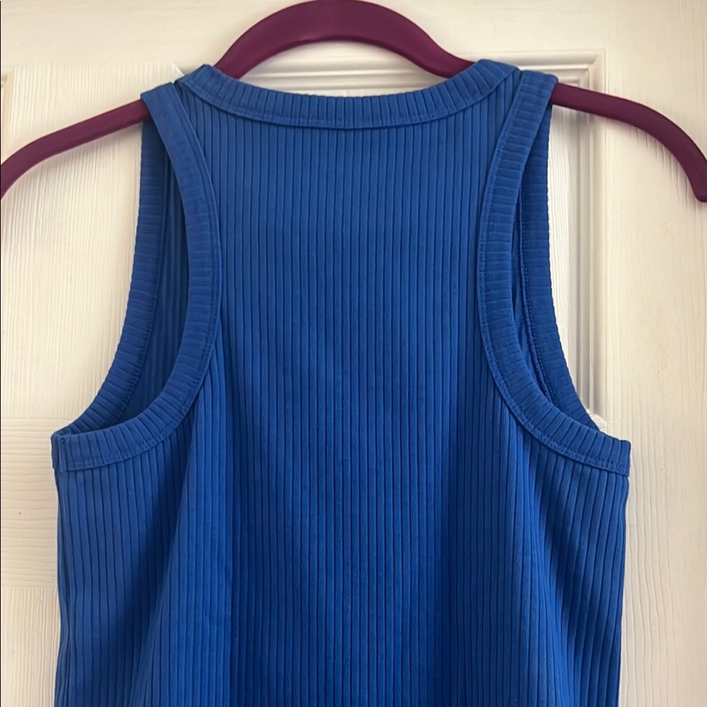 GAP Blue Ribbed Tank Top - Picture 2 of 4